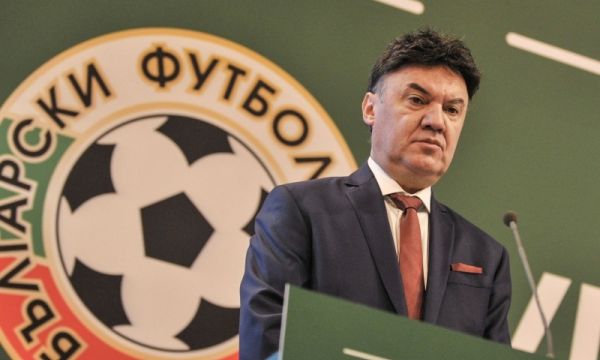 Боби Михайлов аут от изпълкома на УЕФА